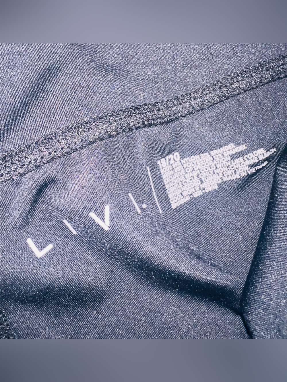 LIVI Active Black Capri Leggings Size 18/20 - Picture 2 of 3